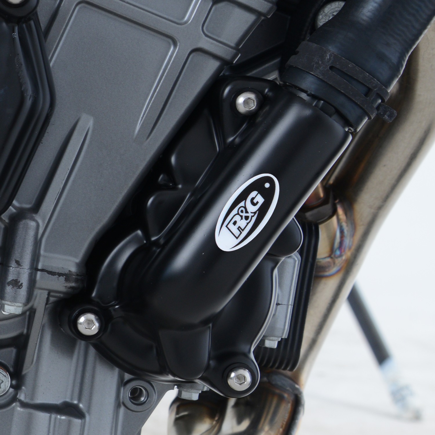 R&G Racing RHS Water Pump Cover for KTM 790 Duke '17-'21, 890 Duke R '20-'22 R&G Racing RHS Water Pump Cover for KTM 790 Duke '17-'21, 890 Duke R '20-'22